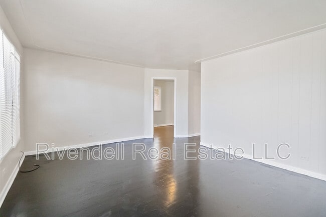 Photo - 1315 Winona Ct Unit #1317