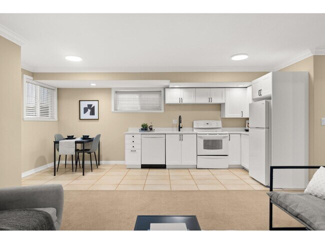 14781 59A Av Unit Basement