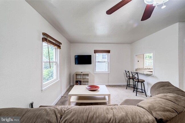 Photo - 2425 Fort Dr