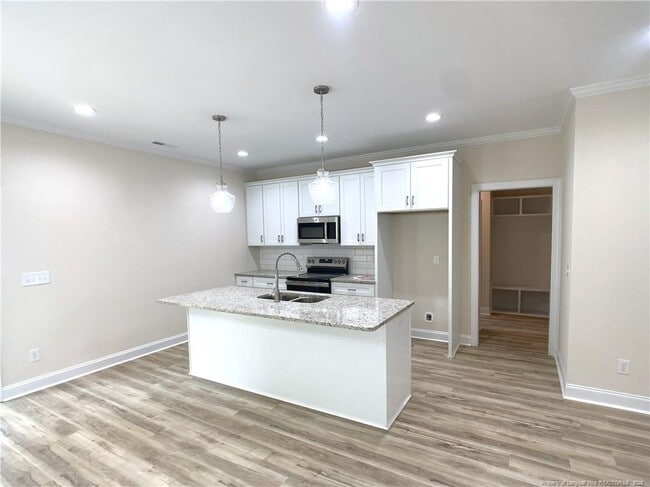 Photo - 2421 Colgate Dr