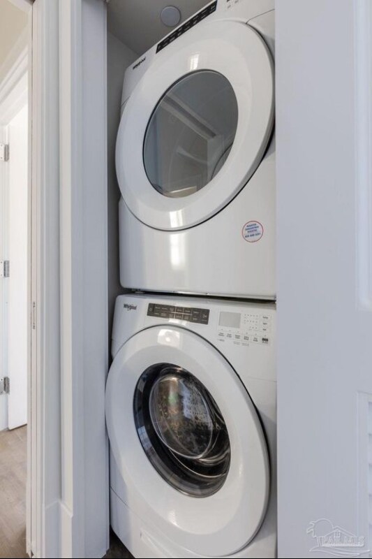 17 Palafox Pl Condo Unit 305 Condo for Rent in Pensacola, FL