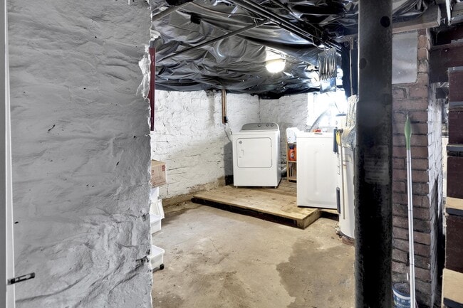 Photo - 455 Dallas St