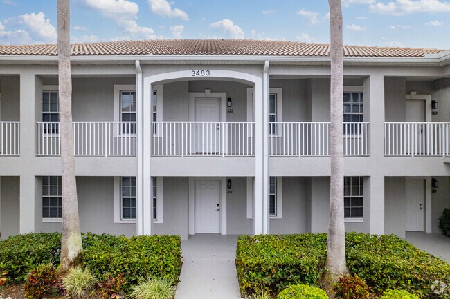 Entrada - The Preserve at Woods Edge Condominiums