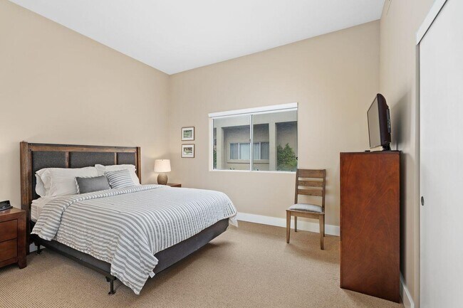20 Pebble Beach Dr
