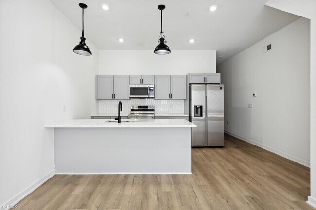 Photo - 5 br, 4 bath 4plex - 1809 N 18th ST Unit A Unidad A