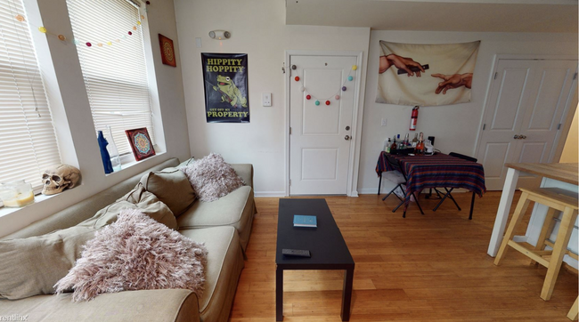 Photo - 516 N 34th St Apartments Unit A