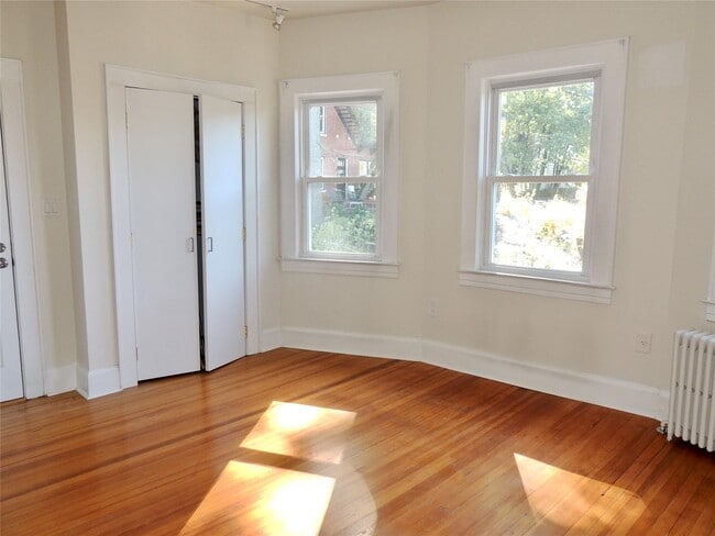 Photo - 15 William St Unit 3W
