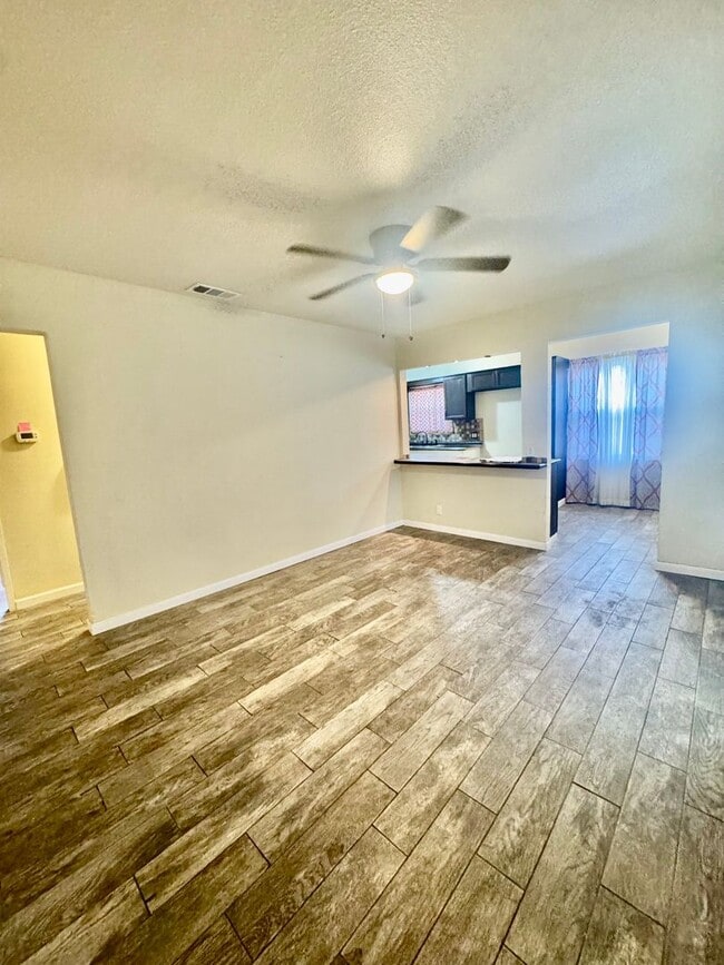 Photo - Lexington Subdivision-3/2-Move in ready! Call and schedule today!