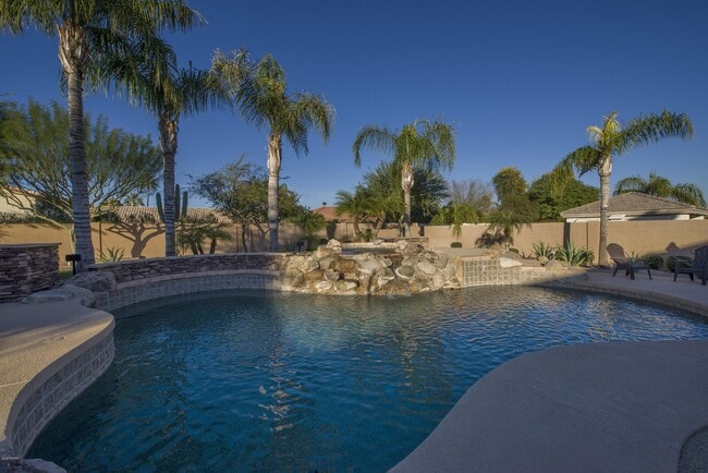 Building Photo - 4548 W Mariposa Grande Ln Rental