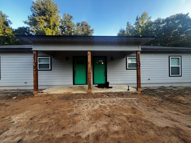 Building Photo - 1137 Herbert St NW Rental