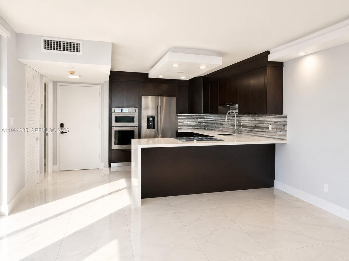 Photo - 1420 Brickell Bay Dr Unit 702E