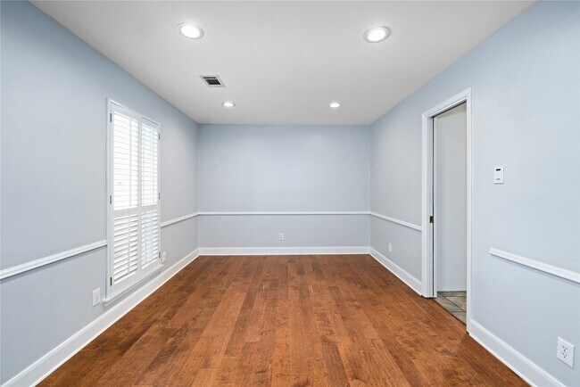 Photo - 3415 Freshmeadows Dr