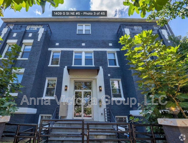 Building Photo - 1409 G St NE Rental