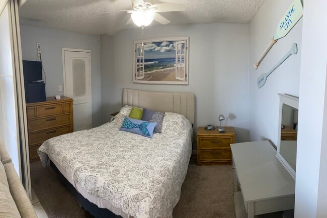 Photo - 100 S Berkley Sq Unit 18L