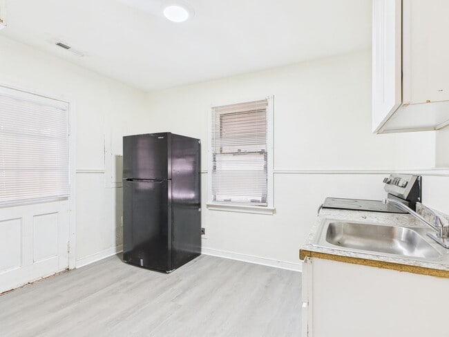 Photo - 26 Spring St