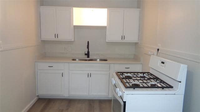 Photo - 127 W Avenue A