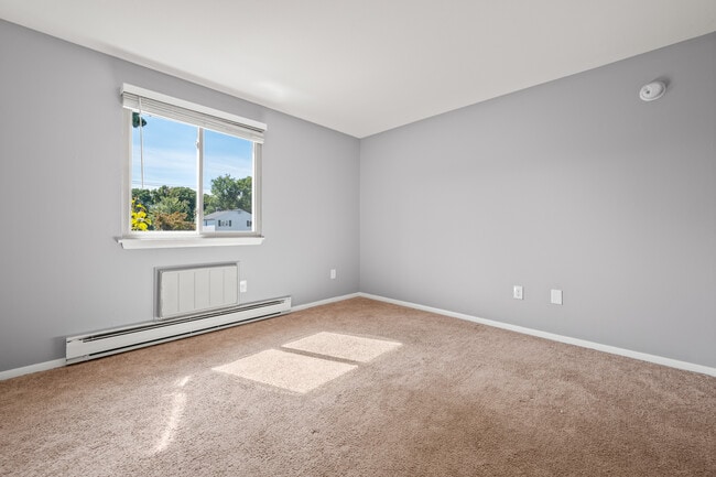 Photo - Pembrooke Court Apartments