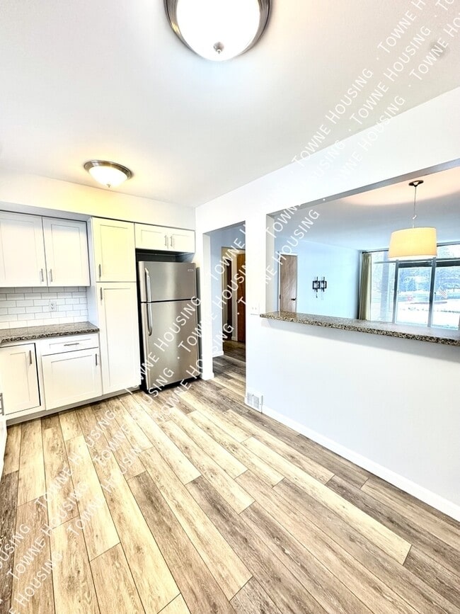 Photo - 4493 S Buffalo St Unit Poplar 1