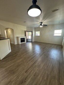 Photo - Spacious 3/2/2 Unit A