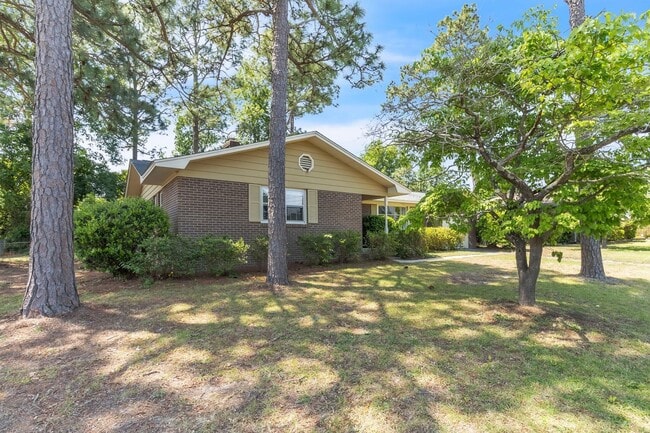 Photo - Updated 3 Bedroom, 2 Bath Home – Minutes from Fort Bragg!