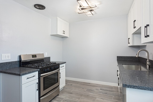 Apex Apartment Homes