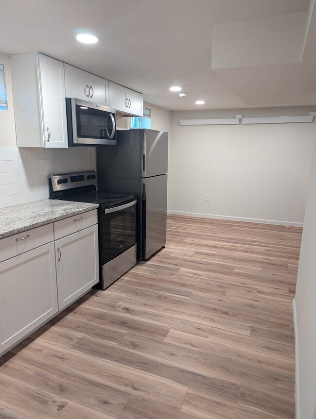 Photo - 2714 Snyder Ave Unidad B