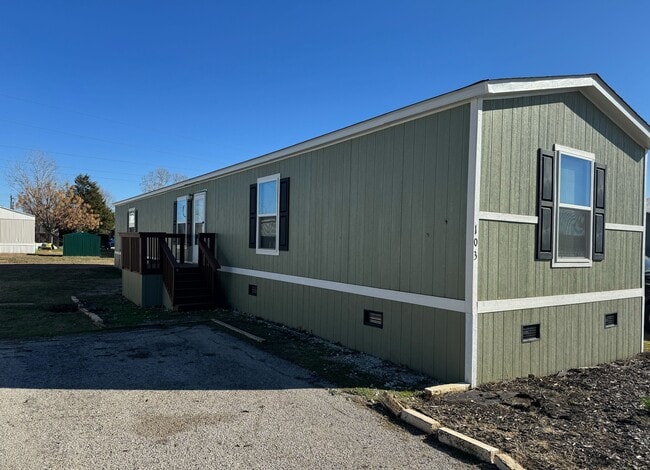 Photo - 103 Prairie Dr