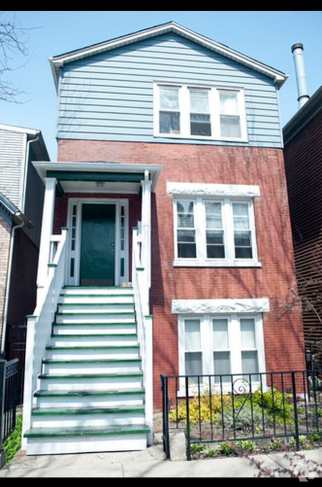 Building Photo - 2316 W Belden Ave Rental