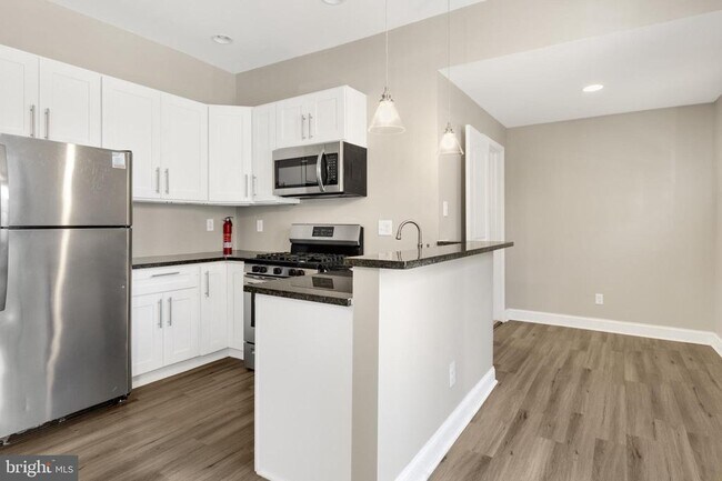 Photo - 3127 Cedar St Unit 1R