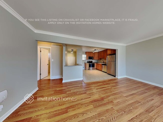 Photo - 1909 E 116th Ave