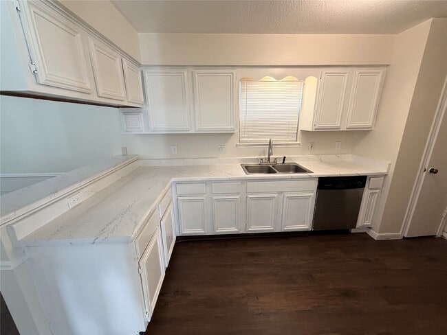 Photo - 1367 Gentle Bend Dr