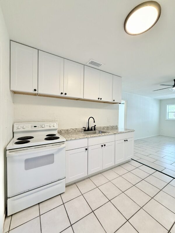 Photo - 603 64th Ave W