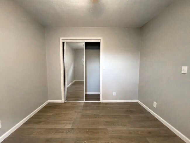 Photo - 1812 W 7th St Unit 1814 W 7th St.