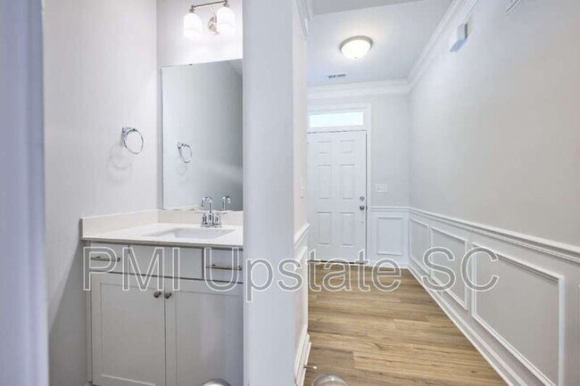 Photo - 49 Fair Vlg Ln