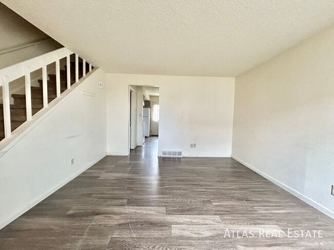 Photo - 3392 W 66th Pl Unidad 3