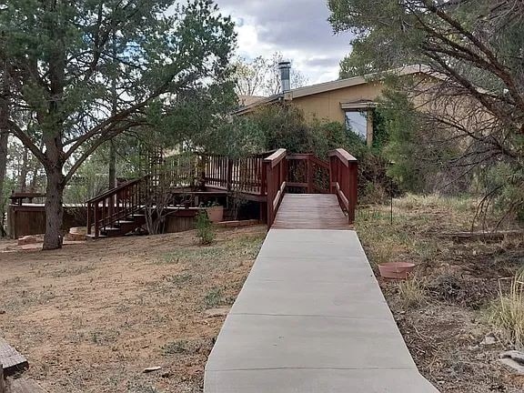 Photo - 300 Pinehaven Rd