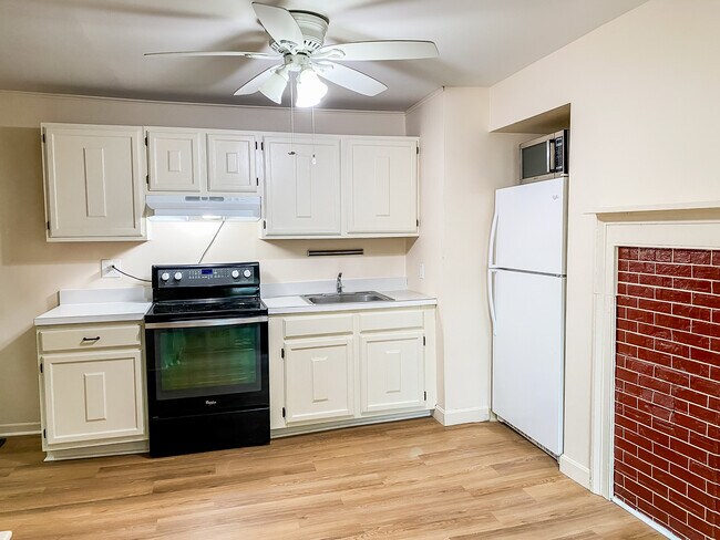 Photo - 25 Main St Unit 2