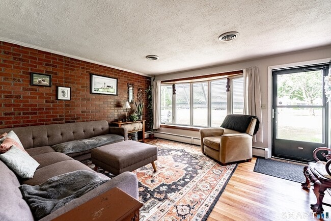 Photo - 15 Roarke Rd