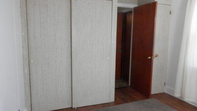 Photo - 403 W Market St Unidad 201