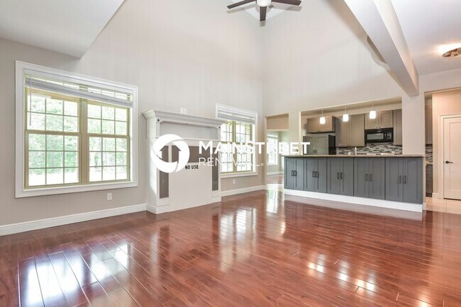 Photo - 5 Bedroom Pet-Friendly Home in McDonough, GA with Main Street Renewal