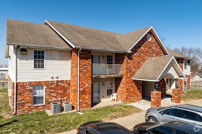 Photo - Parkwood Apartments
