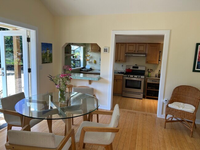 cocina lvn habitación - 8360 Medved Ln Unidad A