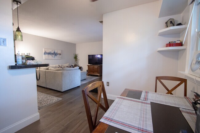 Photo - 116 Meadowview Ln Unit 116