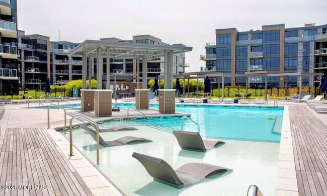 Photo - 15 Morris Ave Unit 204