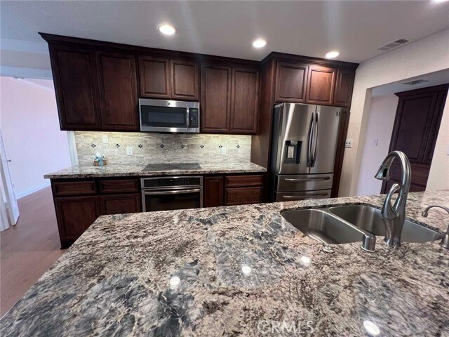 Photo - 6394 Perrin Way