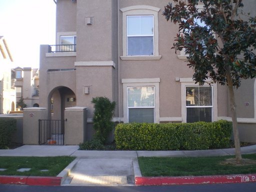 LUXURIOUS 1 STORY CONDO IN NATOMAS W/ ON-S... - LUXURIOUS 1 STORY CONDO IN NATOMAS W/ ON-S...