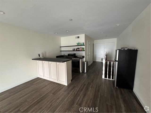 Building Photo - 17200 Newhope St Rental
