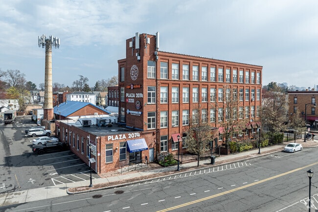 2074 Park Street - Parkville Hartford Apartments