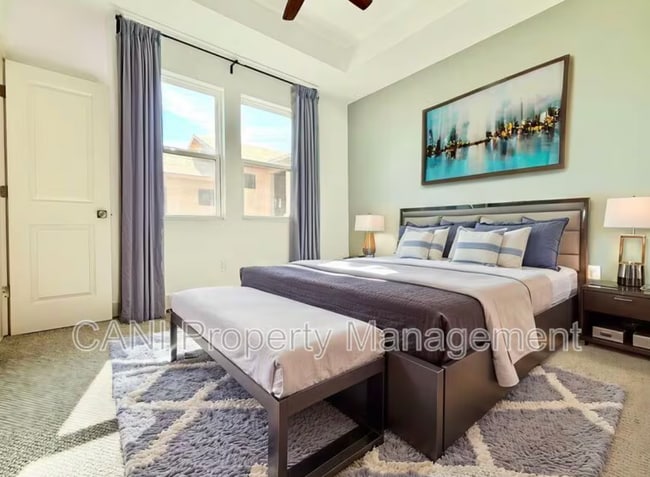 Photo - 728 Ellwood Ave Unit B