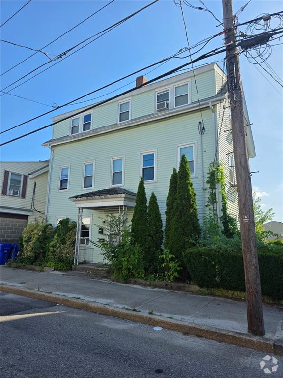 Building Photo - 230 Washington St Unit 2 Rental